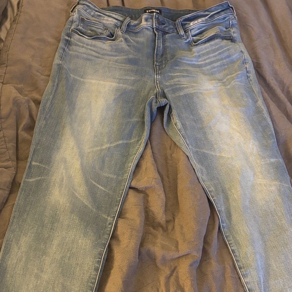 Express Men’s Light Blue Skinny Jeans